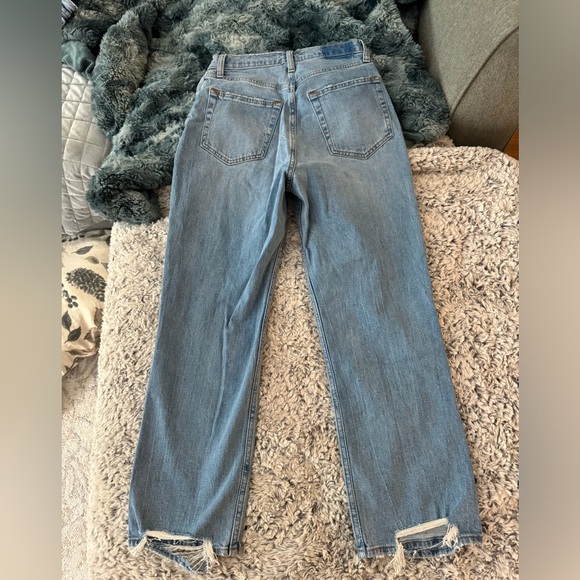 Abercrombie Ankle Straight Ultra High Rise Jeans - Picture 2 of 3